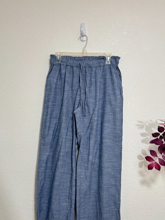 PACT 100% Organic Cotton Blue Chambray Drawstring Crop Pants Size Medium - Picture 3 of 10